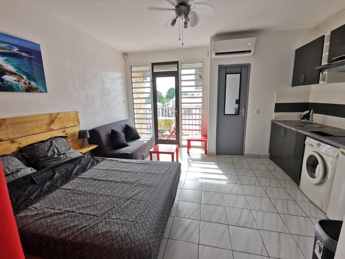Appartement vue mer et montagne à 50m de la plage Le Gosier (Grande-Terre) Exterior foto